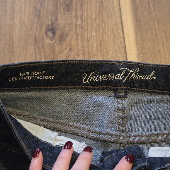 Universal Thread Women's Skinny Jeans - Dark Blue - Picture 2 of 9